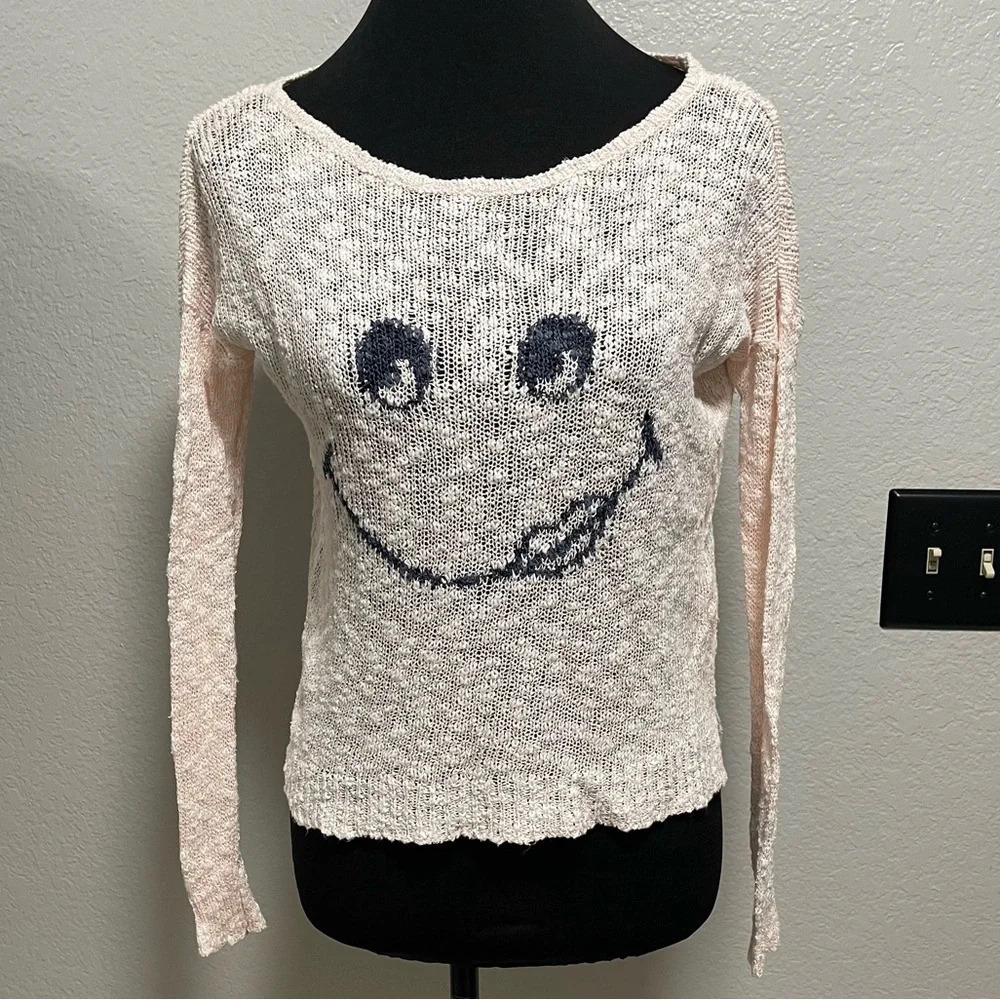 Abercrombie Kids Girl’s Light Pink with Smiley Face Sweater Size L/XL
